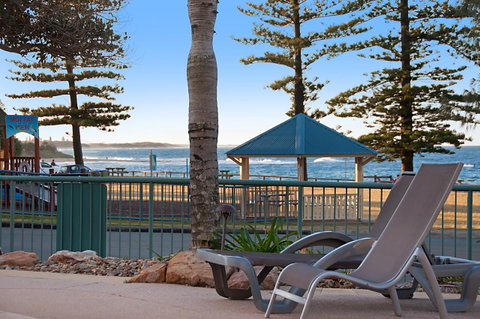 The Norfolks On Moffat Beach - Tourism Caloundra 5