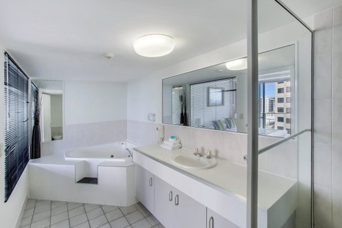 Catalina Resort - Tourism Caloundra 7