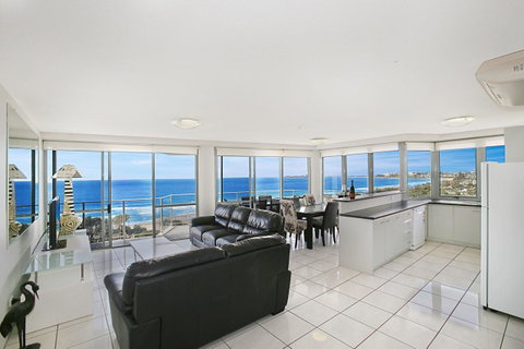 Catalina Resort - Tourism Caloundra 4