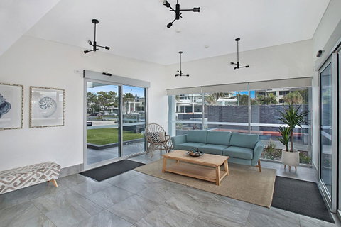 Catalina Resort - Tourism Caloundra 18