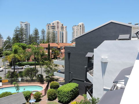 Grangewood Court Apartments - Tourism Caloundra 9
