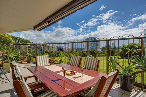 Gemini Court Holiday Apartments - Tourism Caloundra 3