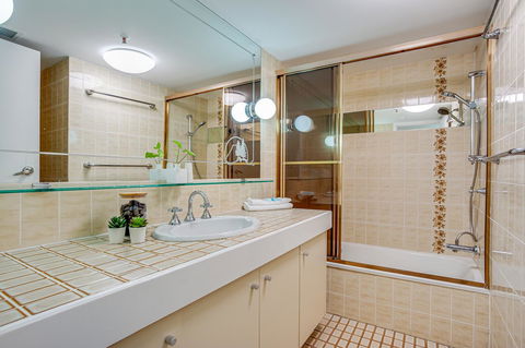 Gemini Court Holiday Apartments - Tourism Caloundra 11