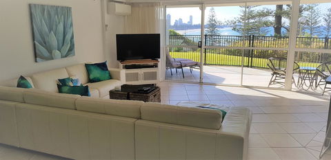 Gemini Court Holiday Apartments - Tourism Caloundra 26