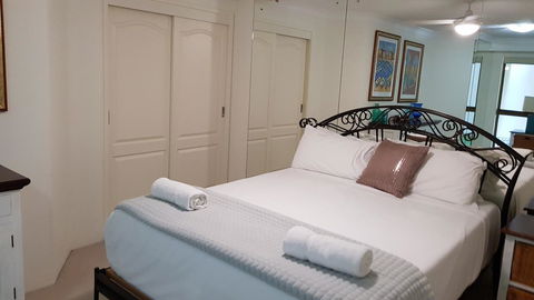 Gemini Court Holiday Apartments - Tourism Caloundra 15