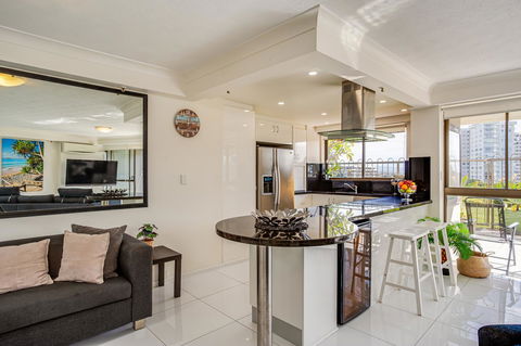 Gemini Court Holiday Apartments - Tourism Caloundra 7