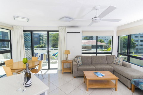 Beach Club Resort Mooloolaba - Tourism Caloundra 1
