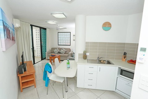 Beach Club Resort Mooloolaba - Tourism Caloundra 19