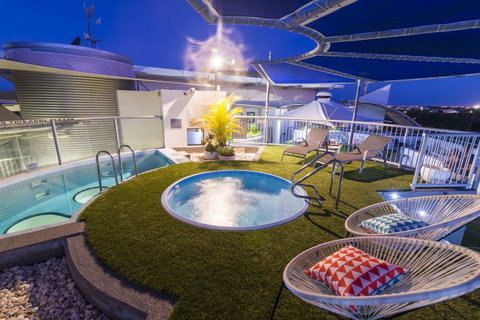 Beach Club Resort Mooloolaba - Tourism Caloundra 9
