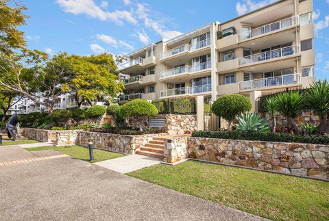 Bridgewater Terraces - Tourism Caloundra 8