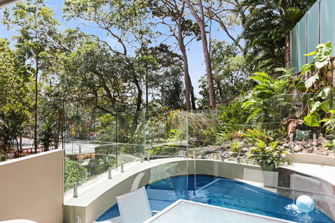 Little Cove Court - Tourism Caloundra 2