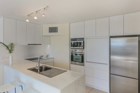 Little Cove Court - Tourism Caloundra 19