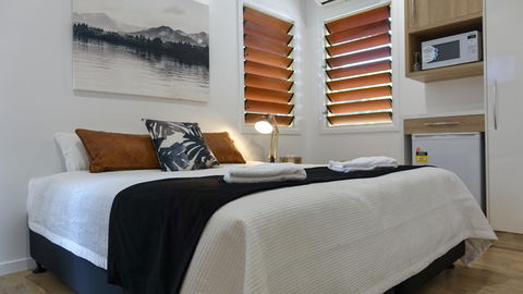 Blue Summit Hideaway - Tourism Caloundra 44