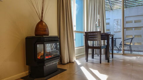 Blue Summit Hideaway - Tourism Caloundra 30