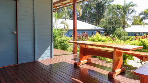 Blue Summit Hideaway - Tourism Caloundra 13