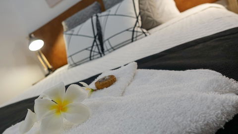 Blue Summit Hideaway - Tourism Caloundra 41