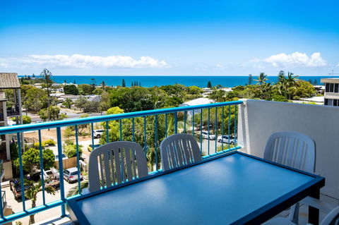 Burgess @ Kings Beach Apartments - Tourism Caloundra 25