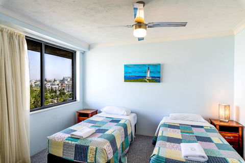 Burgess @ Kings Beach Apartments - Tourism Caloundra 29