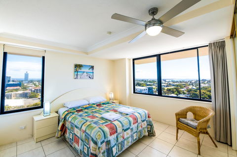 Burgess @ Kings Beach Apartments - Tourism Caloundra 8