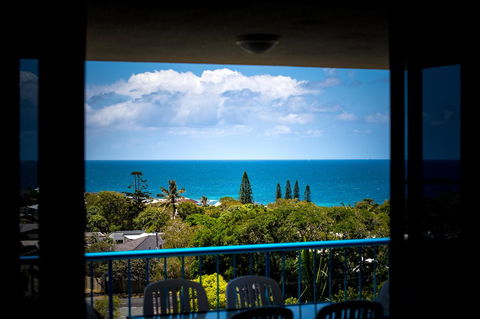 Burgess @ Kings Beach Apartments - Tourism Caloundra 23