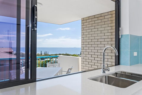 Burgess @ Kings Beach Apartments - Tourism Caloundra 44