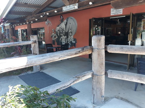 Speewah Country Tavern - Tourism Caloundra 7