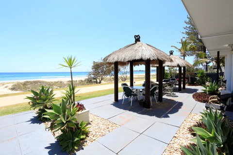 Bilinga Beach Motel - Tourism Caloundra 15