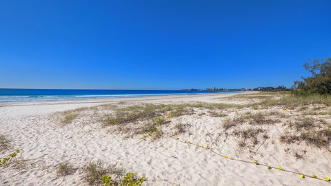Bilinga Beach Motel - Tourism Caloundra 29