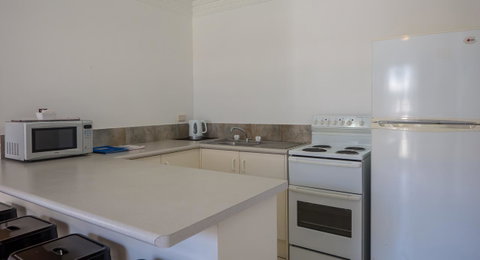 Bilinga Beach Motel - Tourism Caloundra 44