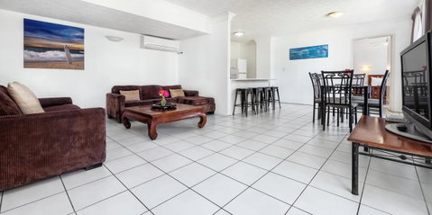 Bilinga Beach Motel - Tourism Caloundra 42