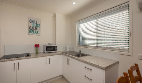 Bilinga Beach Motel - Tourism Caloundra 38