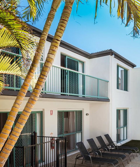 Bilinga Beach Motel - Tourism Caloundra 43