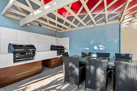 Sailport Mooloolaba Apartments - Tourism Caloundra 8