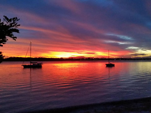 On The Bay Apartments - Tourism Caloundra 11