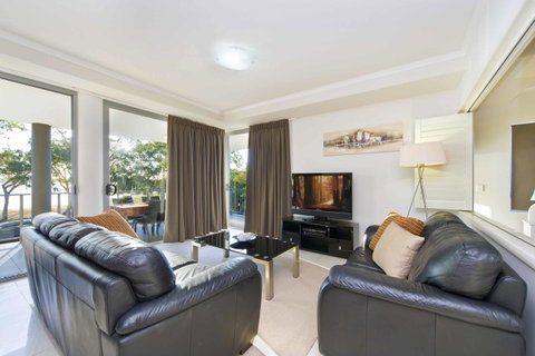 On The Bay Apartments - Tourism Caloundra 0