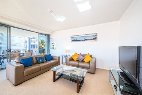 On The Bay Apartments - Tourism Caloundra 5