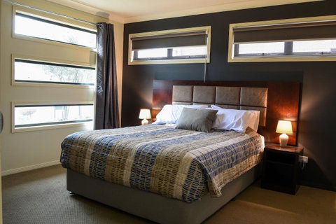 Atricom - Tourism Caloundra 1