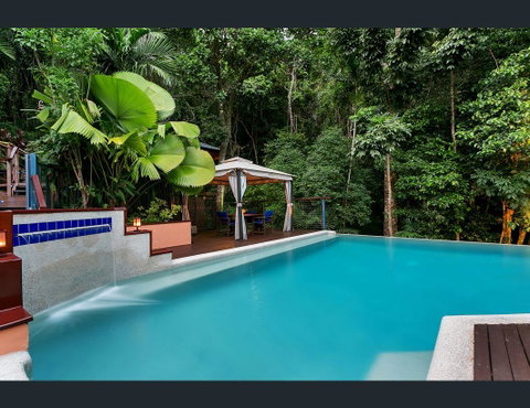 Cairns Rainforest Retreat - Tourism Caloundra 12