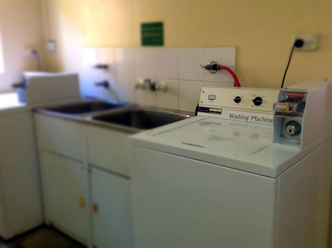 Cairns Queenslander Hotel & Apartments - Tourism Caloundra 37