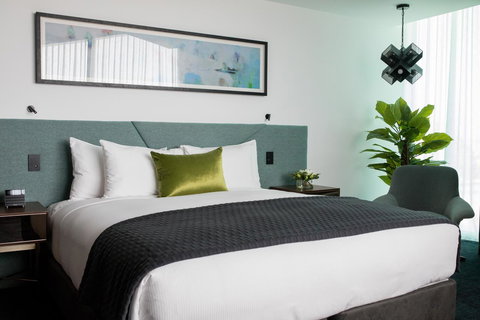 Eatons Hill Hotel - Tourism Caloundra 42