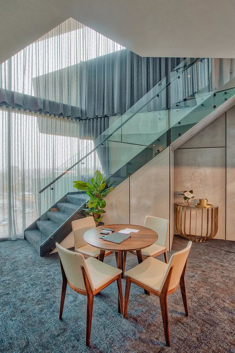 Eatons Hill Hotel - Tourism Caloundra 8