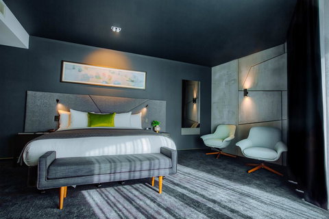 Eatons Hill Hotel - Tourism Caloundra 19