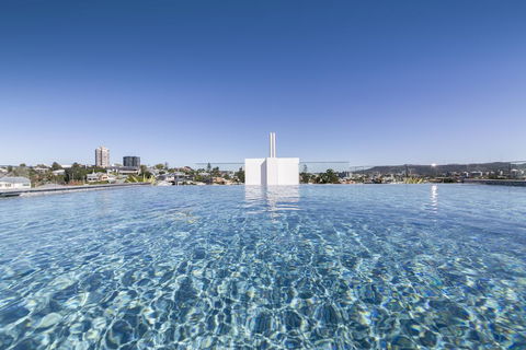 Menso At Southbank - Tourism Caloundra 9