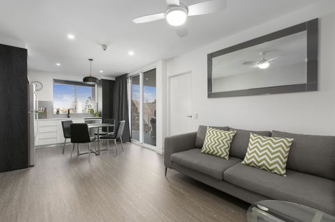 Menso At Southbank - Tourism Caloundra 0