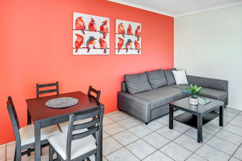 Coral Tree Inn - Tourism Caloundra 14