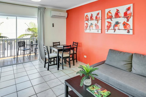Coral Tree Inn - Tourism Caloundra 5