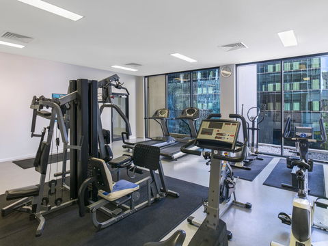 Oaks Brisbane River City Suites - Tourism Caloundra 17