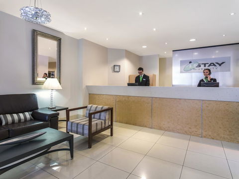 Oaks Brisbane River City Suites - Tourism Caloundra 13