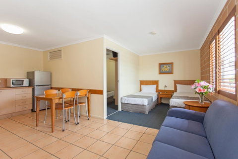 Windmill Motel & Events Centre - Tourism Caloundra 2