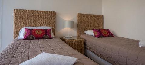 Norfolk Luxury Beachfront Apartments - Tourism Caloundra 32